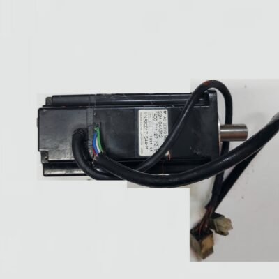 YASKAWA SGM-04A312 – AC SERVO MOTOR – OMRON SGM 04A312