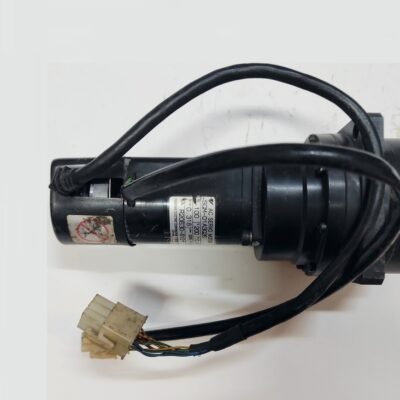 YASKAWA SGM-01A3G26 – AC SERVO MOTOR – OMRON SGM 01A3G26