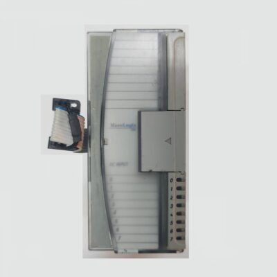 ALLEN BRADLEY MICROLOGIX 1200 – 1762-IQ8 - 8 PT 24VDC SINK SOURCE INPUT – 1762 IQ8