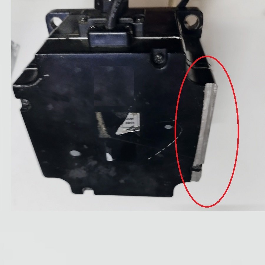 YASKAWA SGMPH-08DAA61D – 750 W – 3000 RPM – AC SERVO MOTOR OMRON SGMPH 08DAA61D - Imagen 3