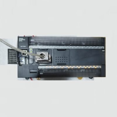 OMRON CP1L-M60DT1-D + CP1W-CIF01 - CP1L M60DT1 D + CP1W CIF01