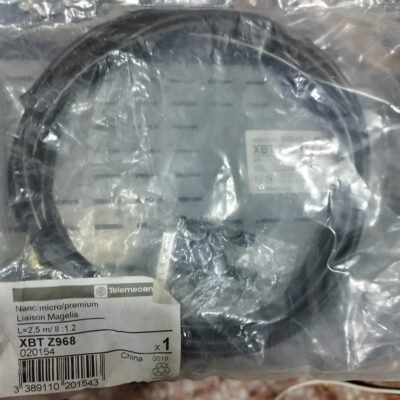 NEW - TELEMECANIQUE XBTZ968 CABLE NANO MICRO PREMIUM MAGELIS XBT Z968 - 020154